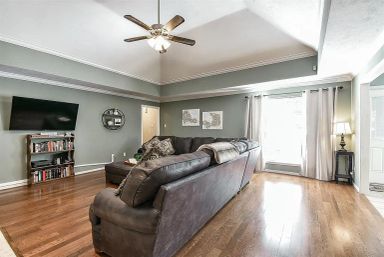 living area 1